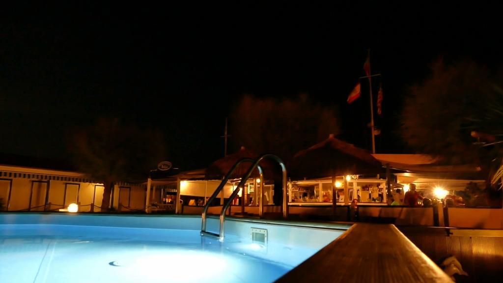 Bed & Breakfast Venezia มารีนาดีคาร์รารา ภายนอก รูปภาพ